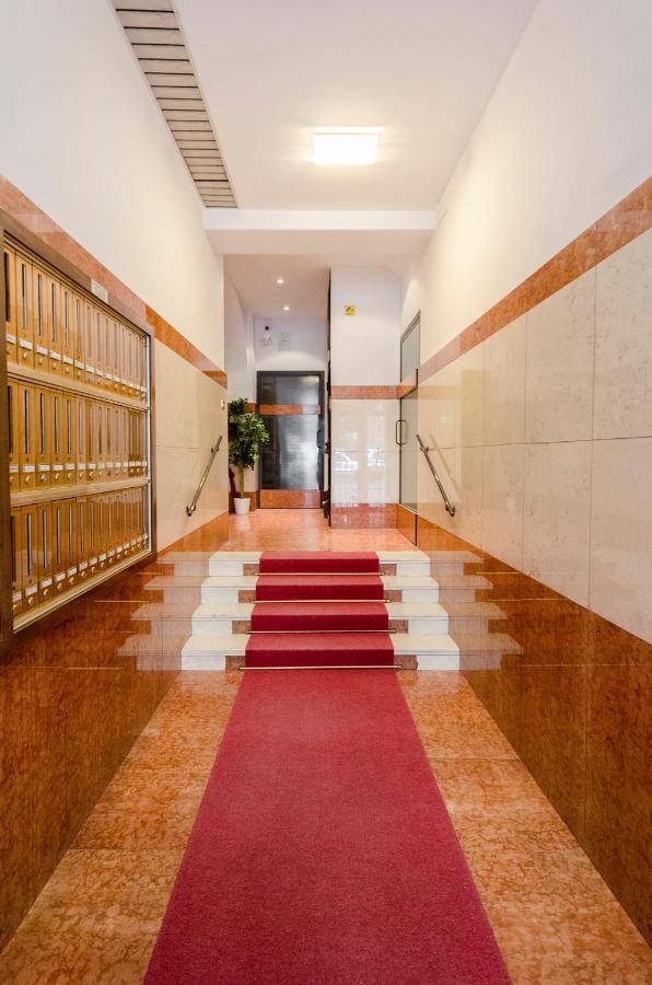 Inner Bo, Terrazzino Vista Tetti In Centro Storico 博洛尼亚 外观 照片
